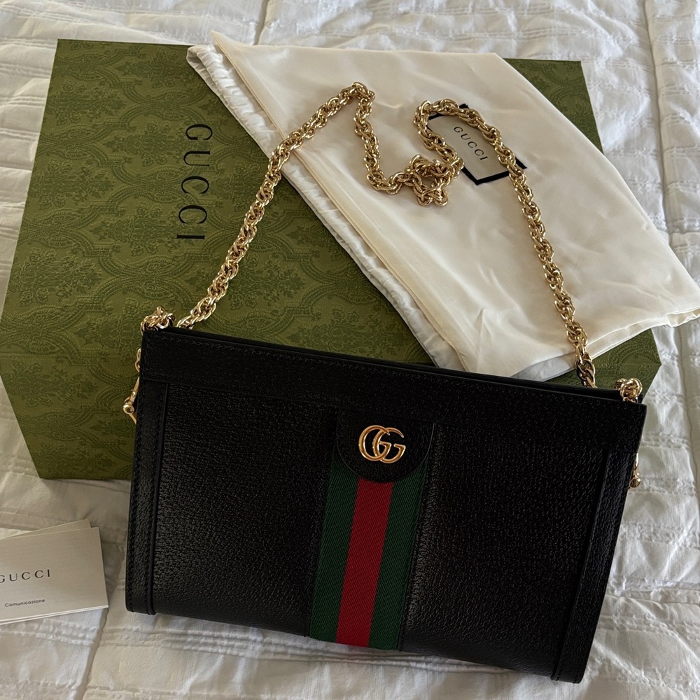 Gucci Black Leather Shoulder Bag with Gold Chain
